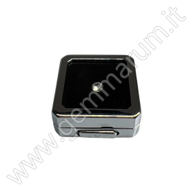 Shiny Silver box 4X4x1.5 cm